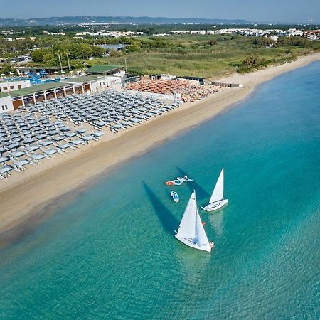 Granserena Hotel Torre Canne Exterior photo