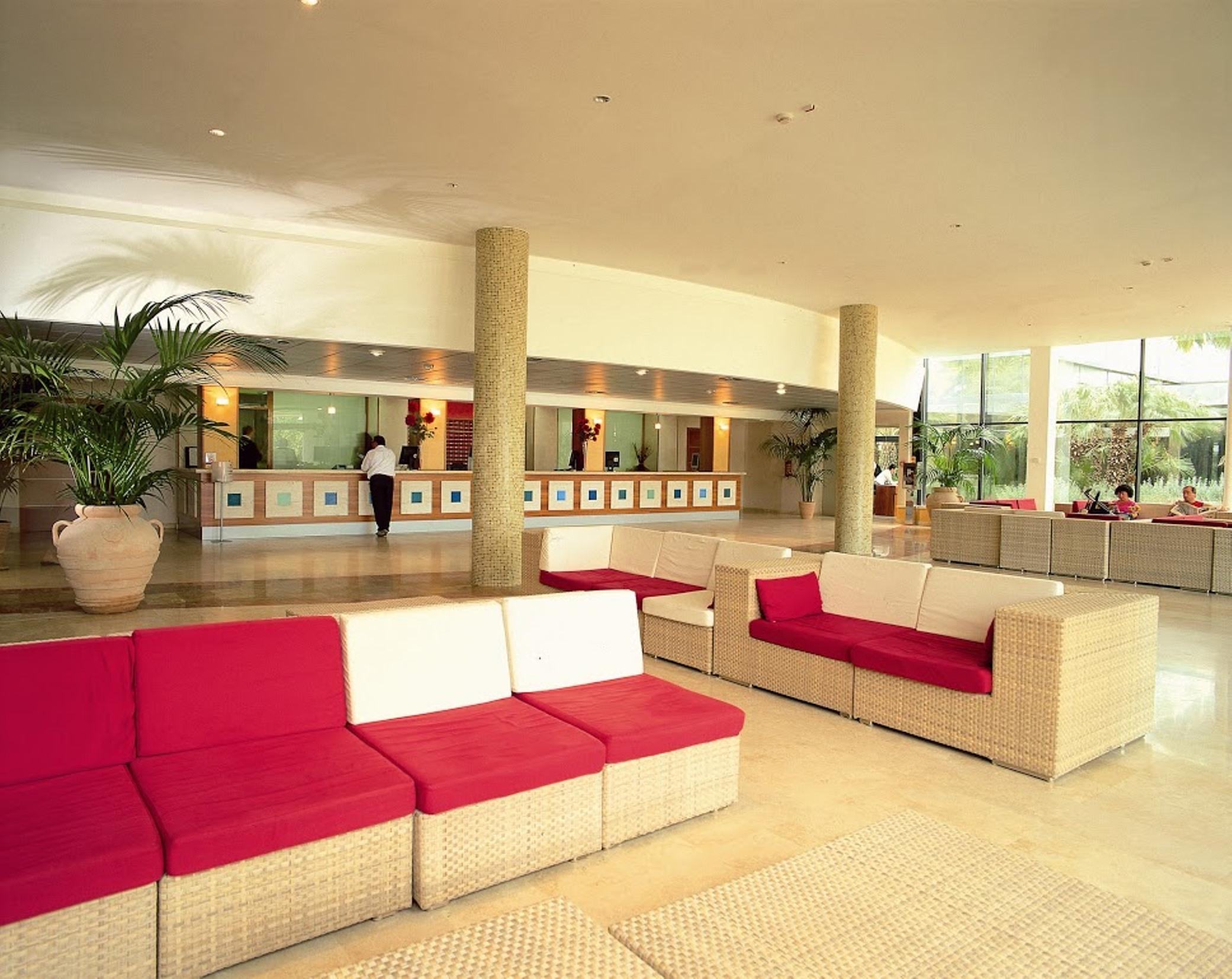 Granserena Hotel Torre Canne Exterior photo
